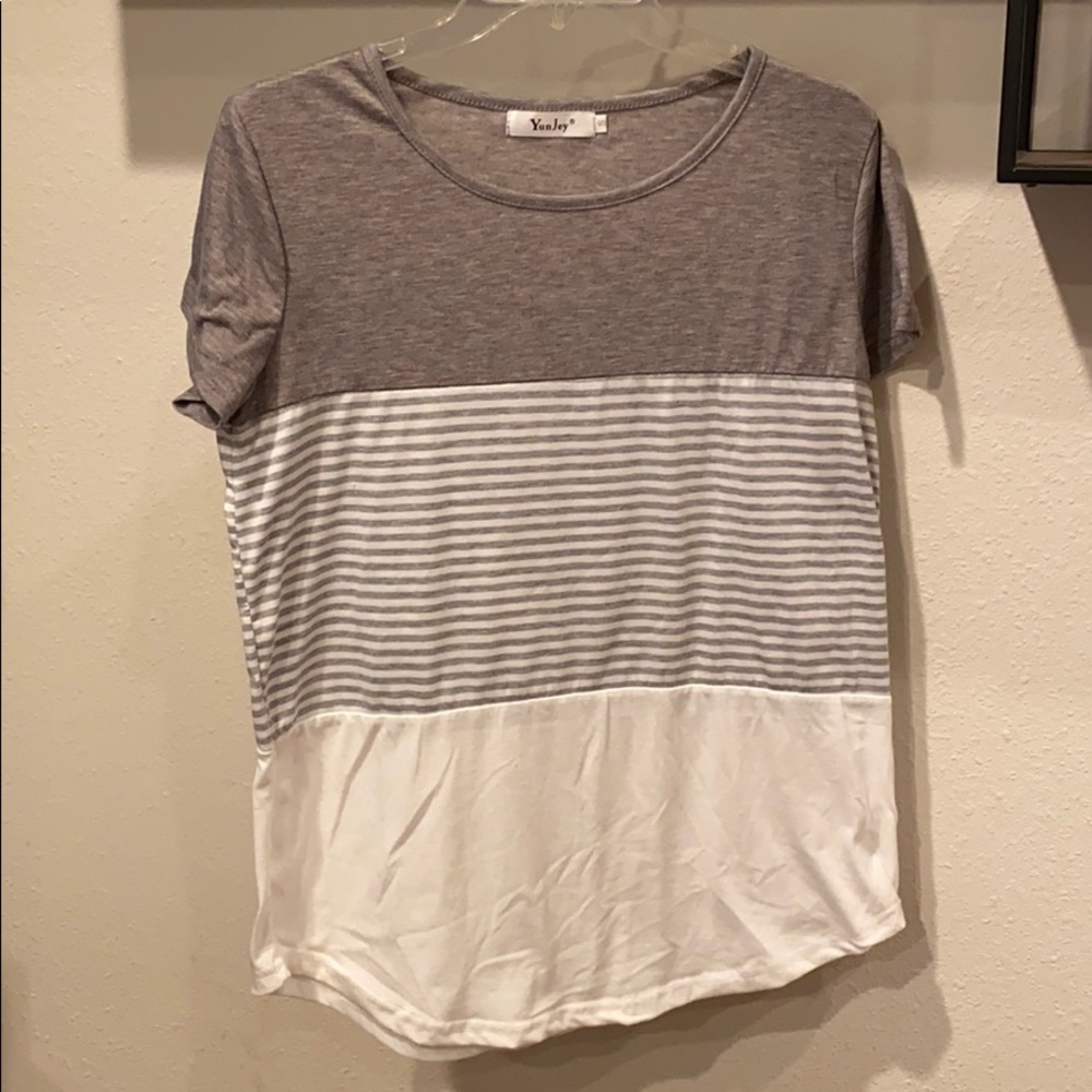 Grey and white tee